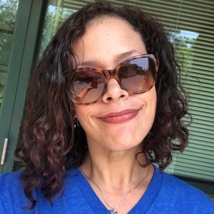 Meet your Posher, Roslyn